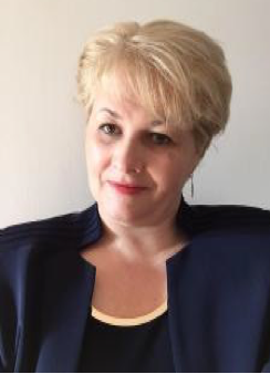 Dr. Makó Katalin -belgyógyász főorvos portréja